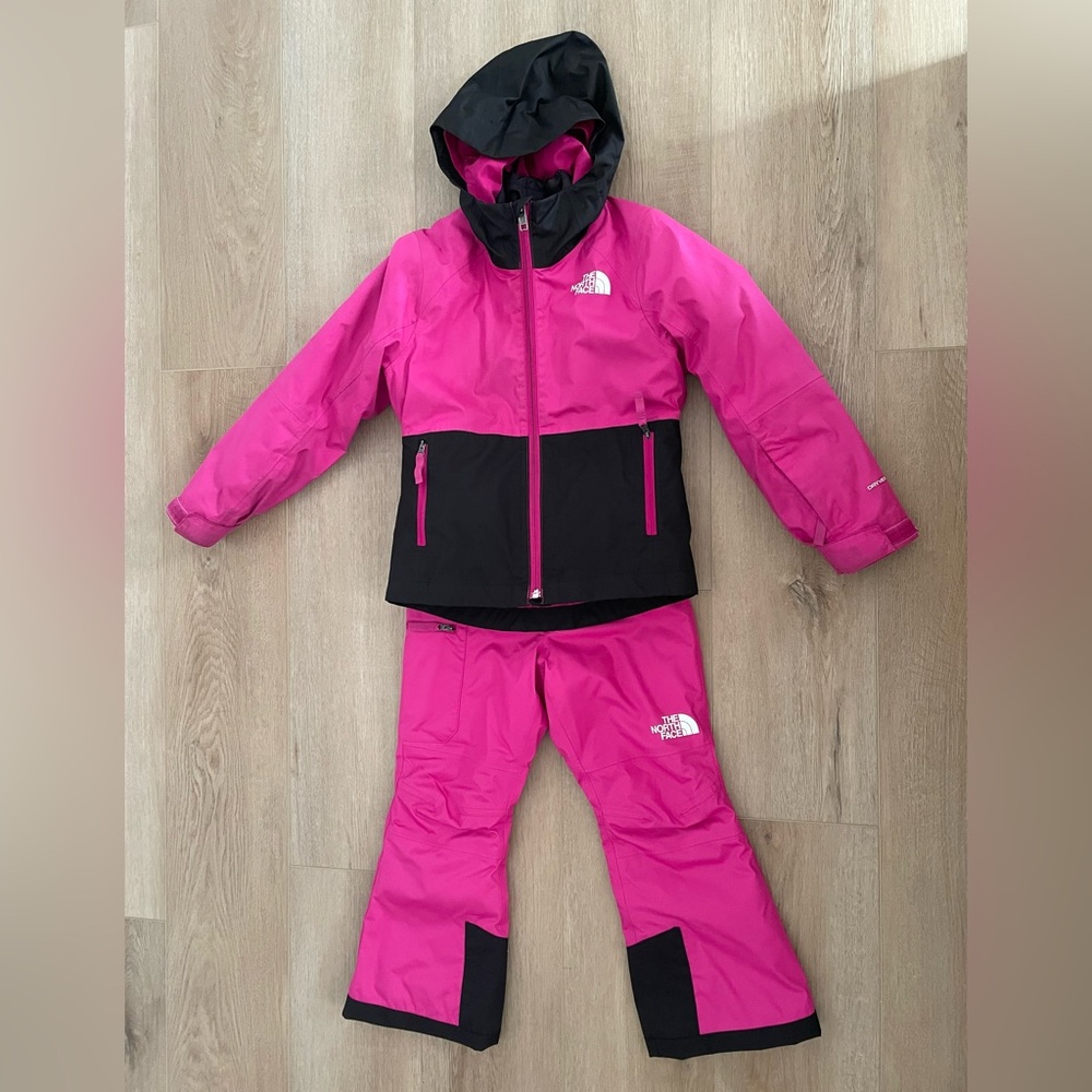 The North Face 6yo Girls' Pink 2 piece Snowsuit
